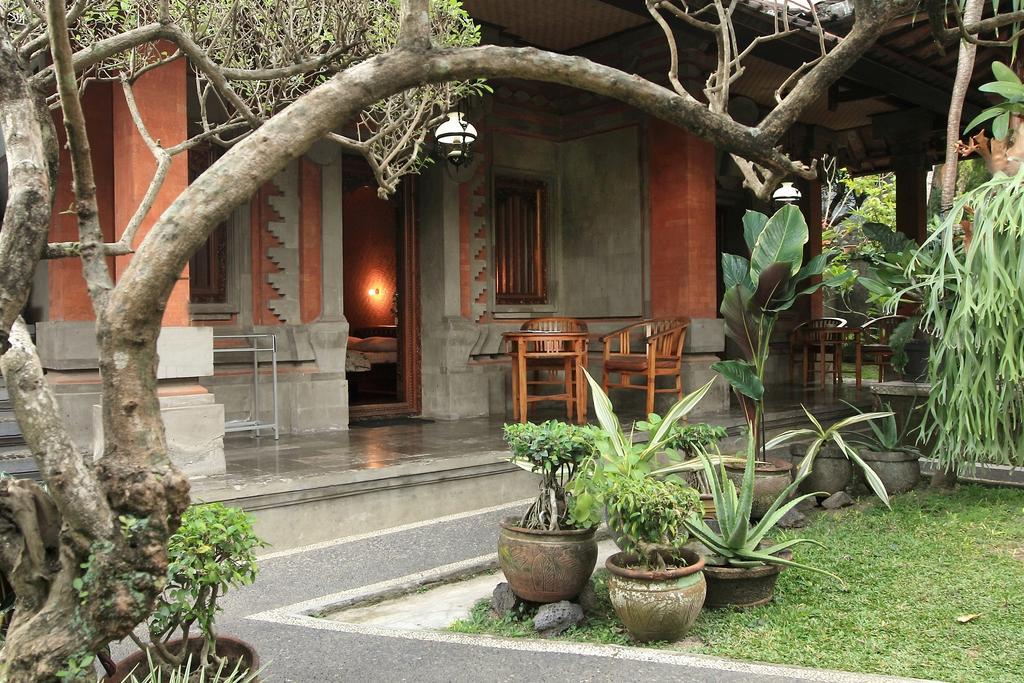 Bella House Monkey Forest Couette-café Ubud
